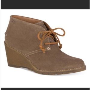 Sperry wedge boot